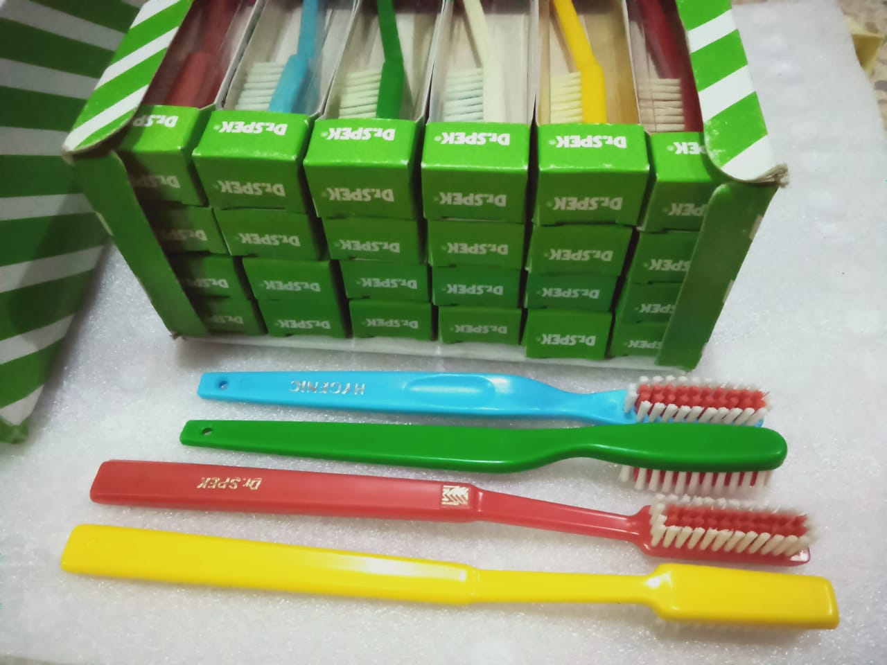 فرشاة تنظيف البورد والمكونات الالكترونية